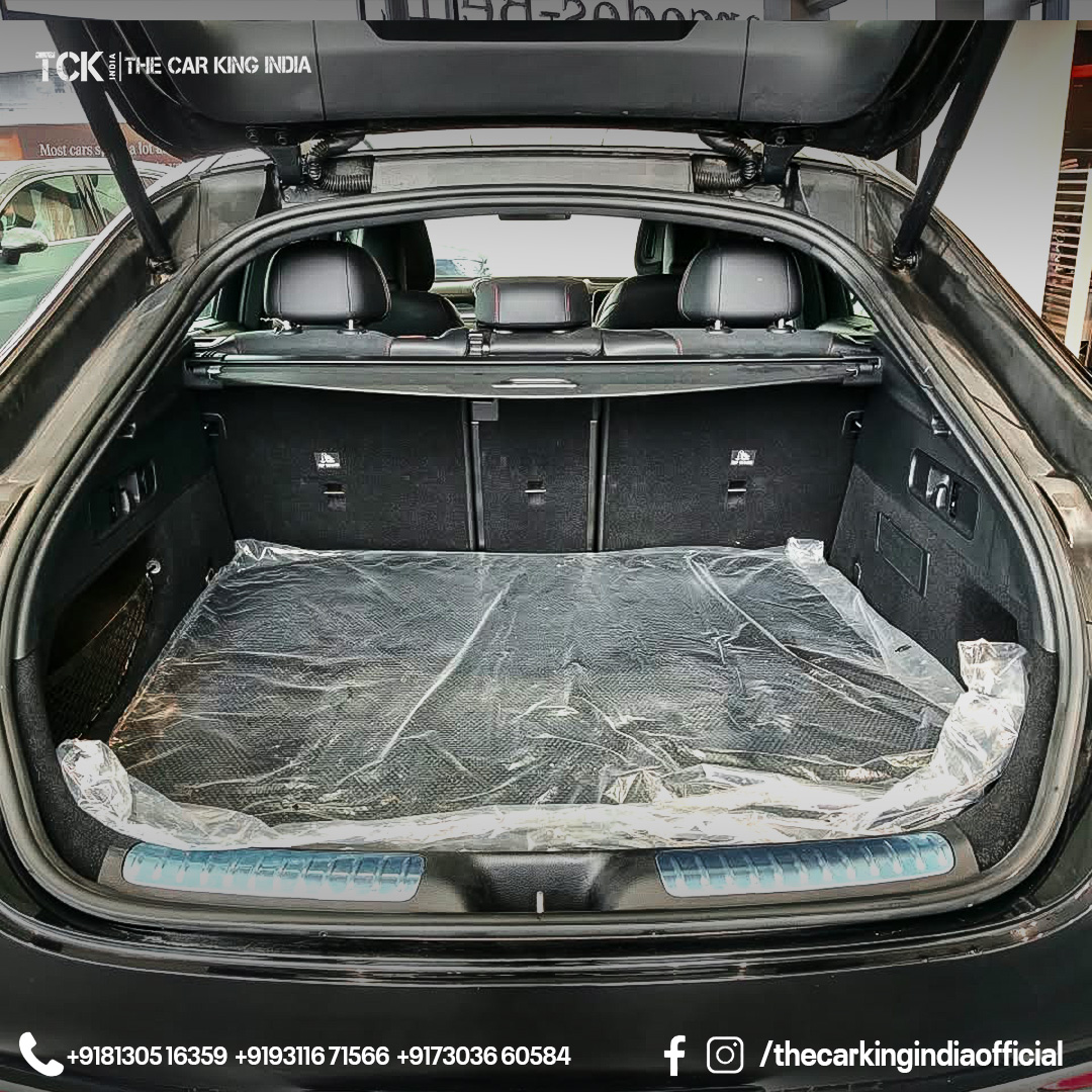 Used GLC 43 AMG UNREGISTERED 2025 black - photo 8