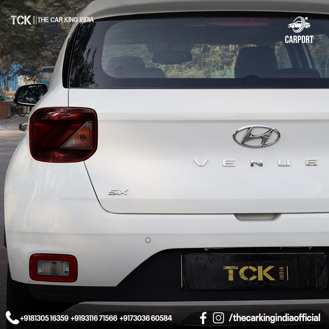 Used HYUNDAI VENUE DCT SX+ AT 2019 silver - photo 9