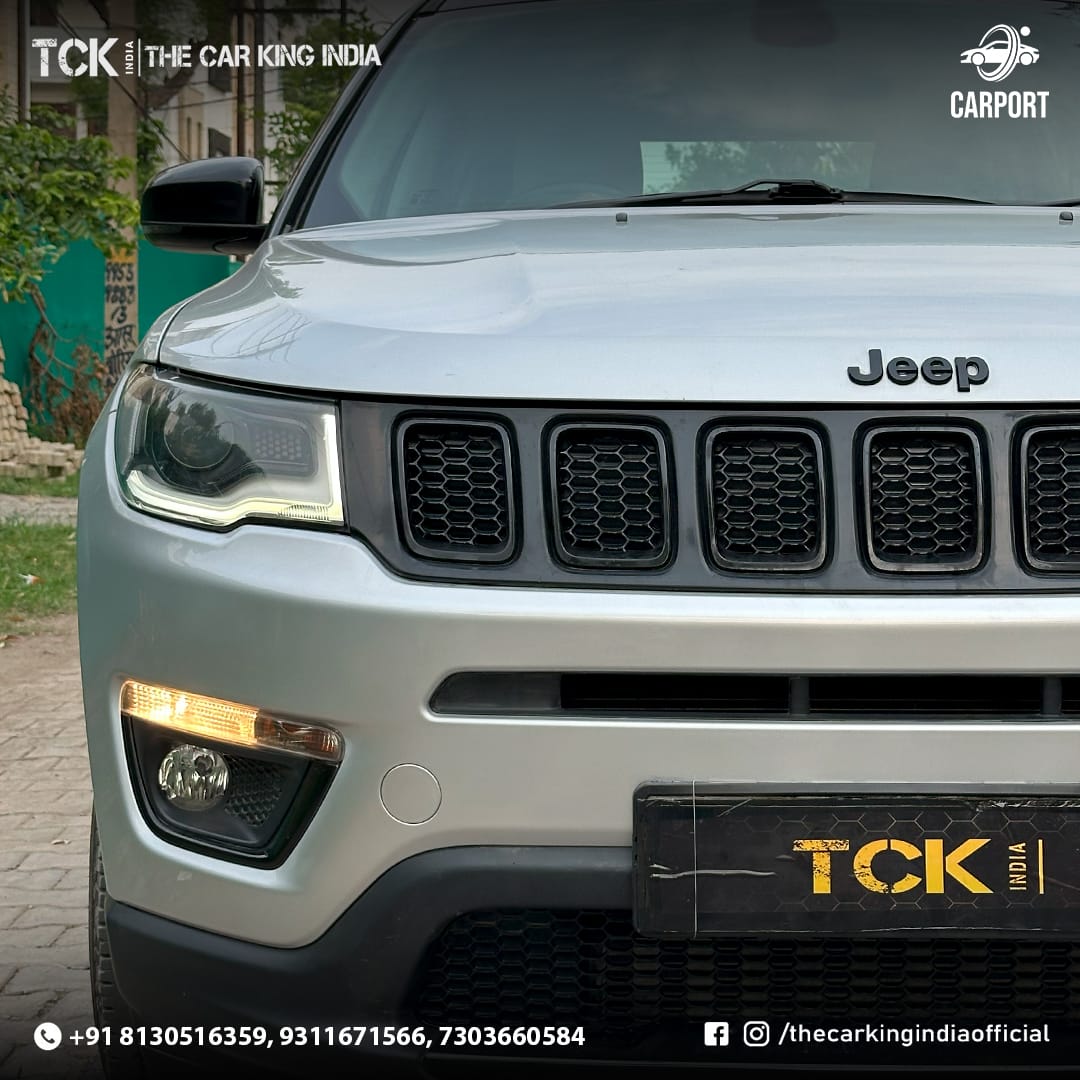 Used JEEP COMPASS 2018 white - photo 4