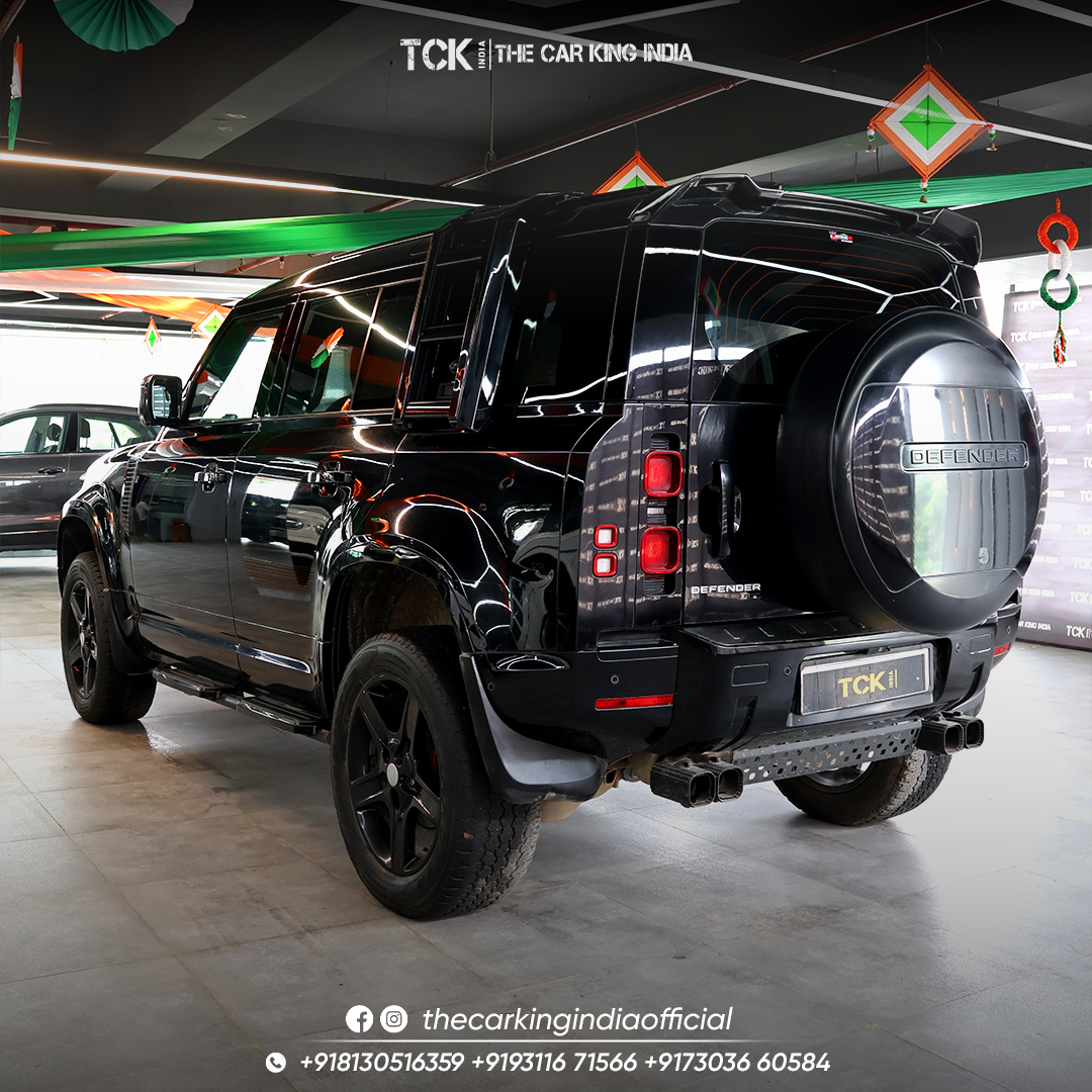 Used LAND ROVER DEFENDER 2021 black - photo 9