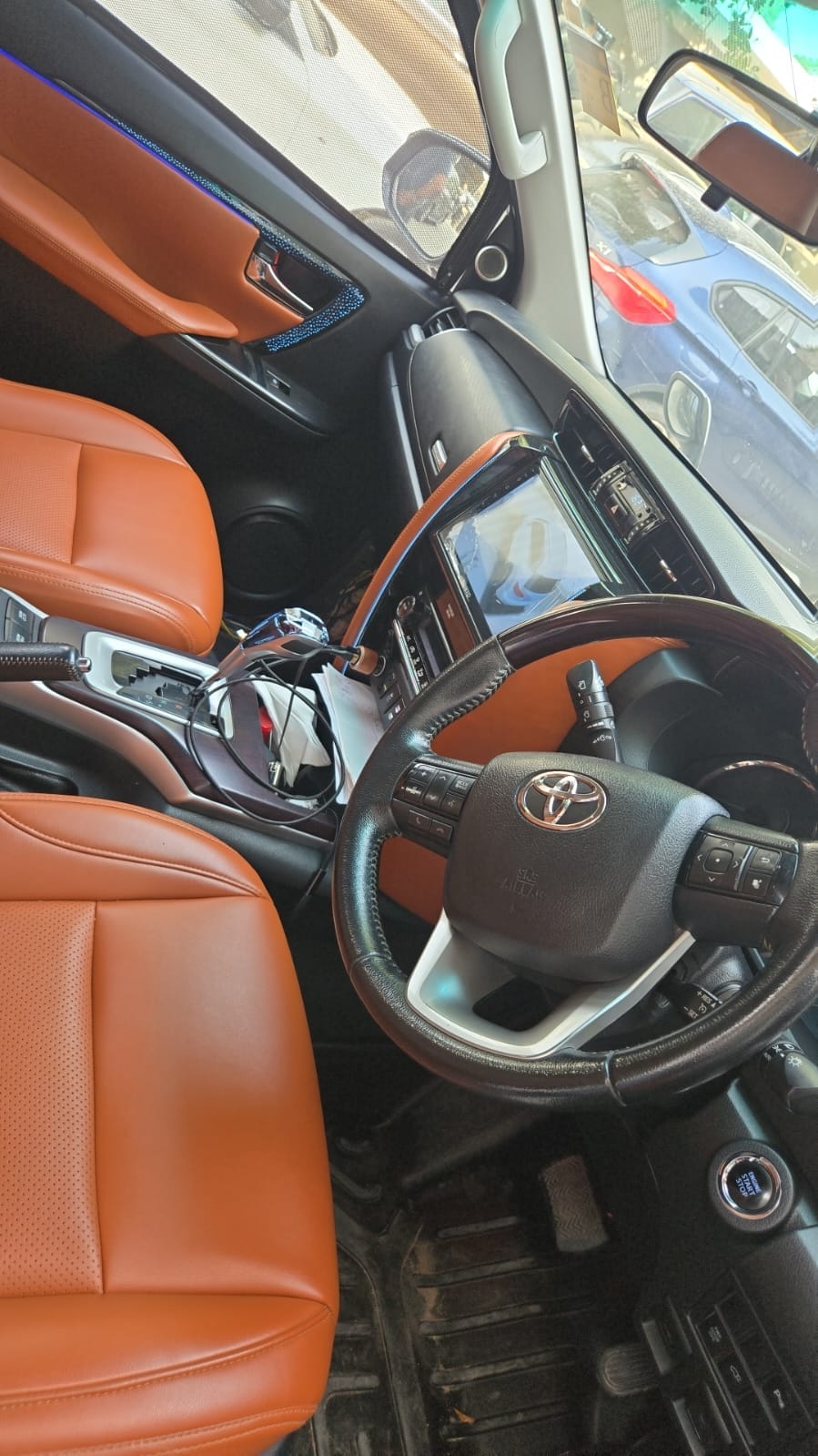 Used TOYOTA FORTUNER 2017 4*2 AT grey - photo 2