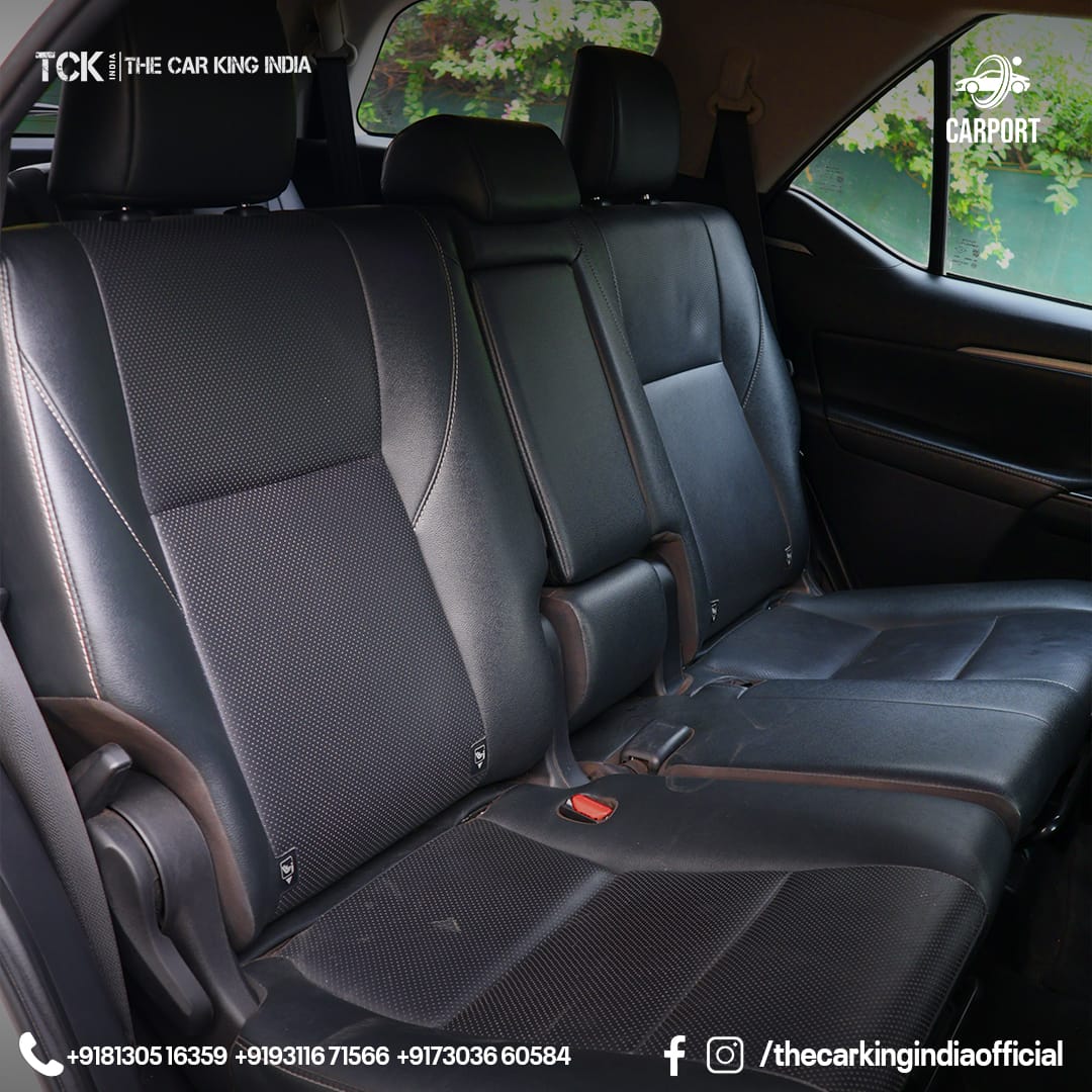Used TOYOTA FORTUNER 4*2 AT 2021 white - photo 7