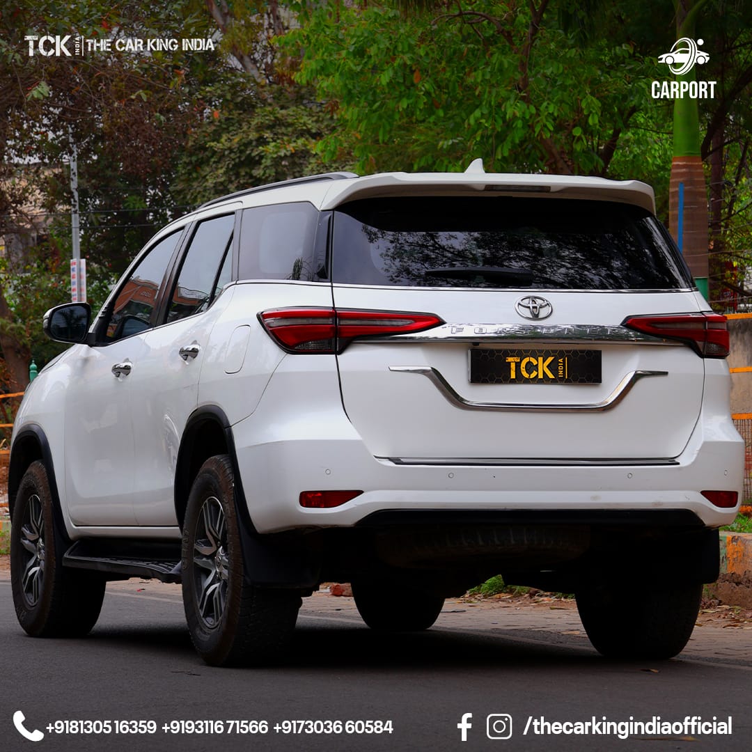 Used TOYOTA FORTUNER 4*2 AT 2021 white - photo 8