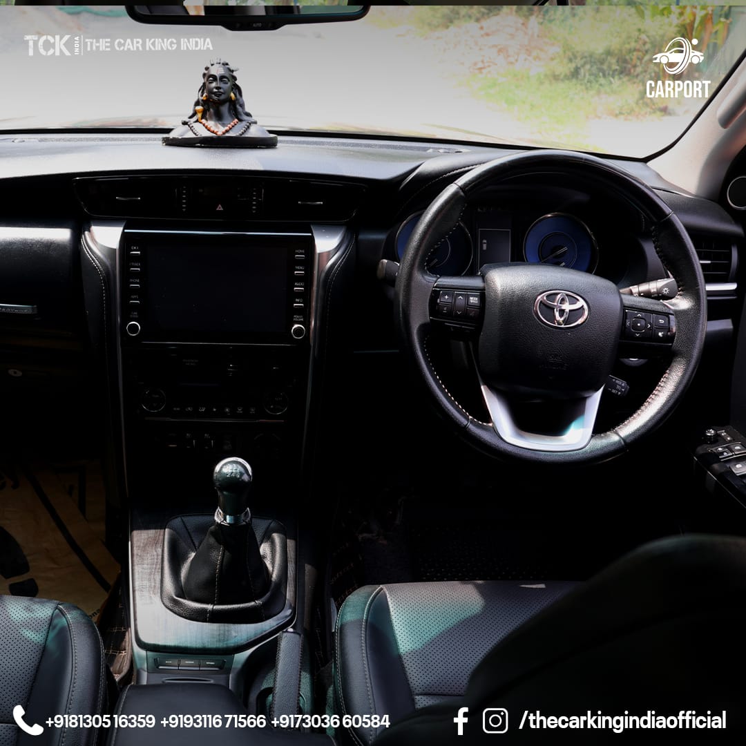 Used TOYOTA FORTUNER SIGMA 4*4 MT 2023 black - photo 4