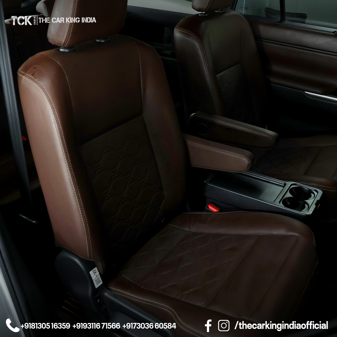 Used TOYOTA INNOVA HYCROSS ZX (7S) 2025 silver - photo 7