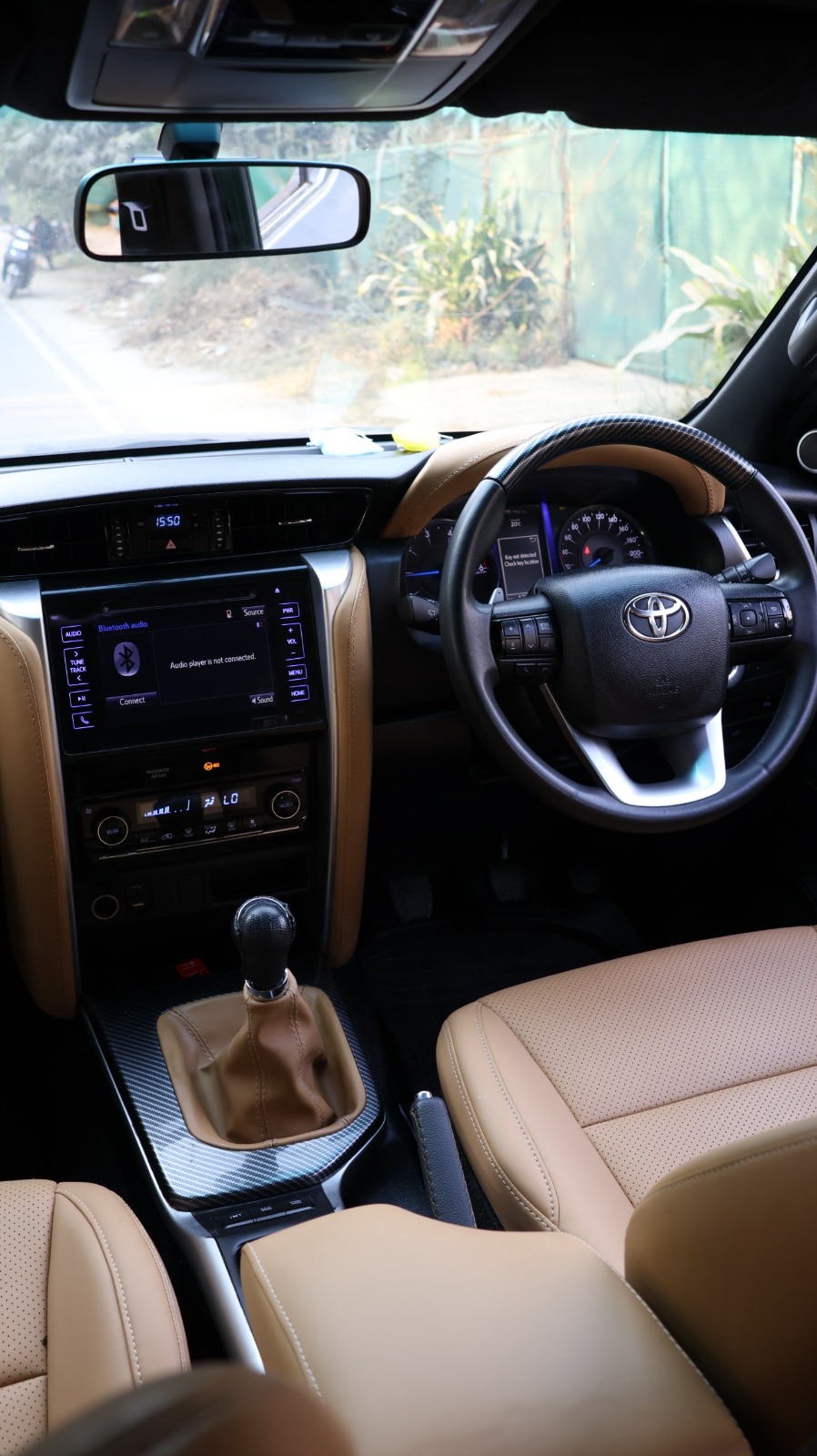 Used TOYOTA FORTUNER 4*2 MANUAL 2017 grey - photo 4